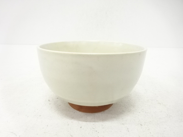 JAPANESE TEA CEREMONY / TEA BOWL CHAWAN / WHITE GLAZE